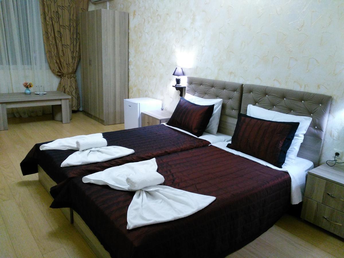 Penthouse Hotel Batumi Exterior photo