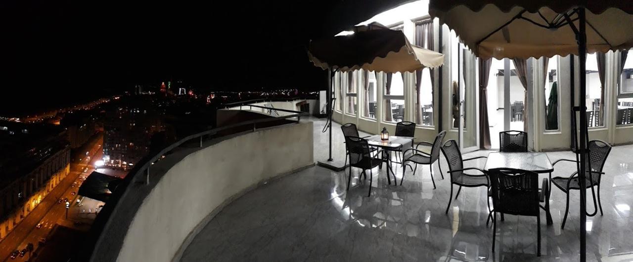 Penthouse Hotel Batumi Exterior photo